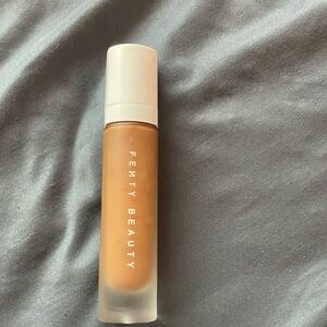 Fenty Beauty Pro Filter foundation